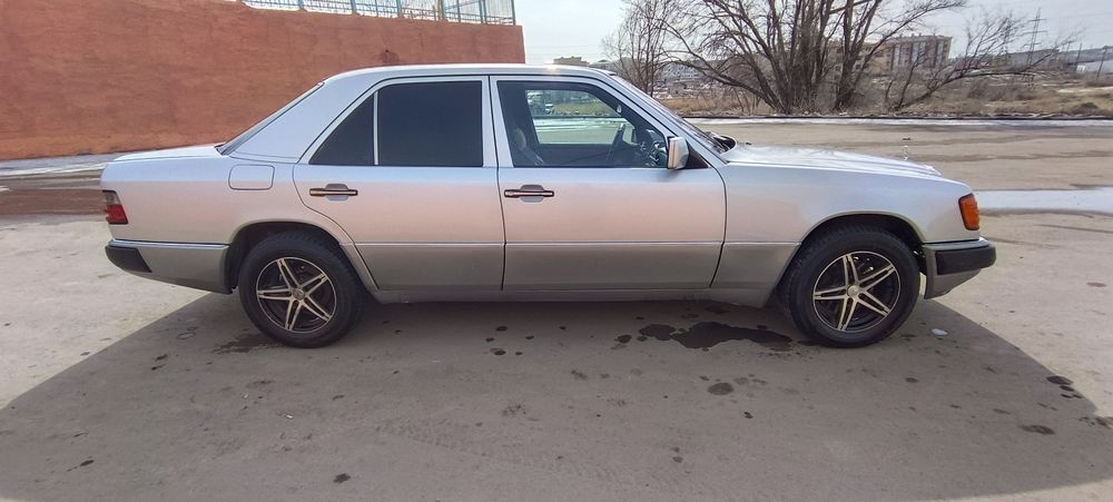 Мерс w124 e230 102матор