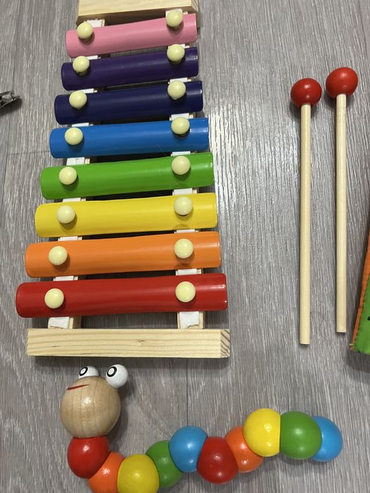 Игрушки погремушки для малышей