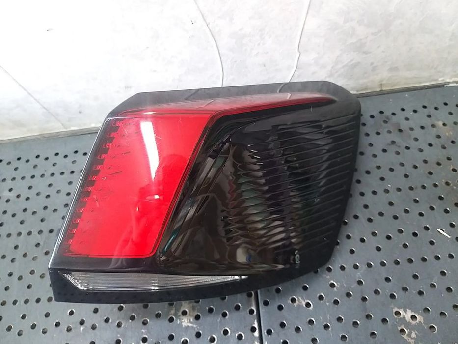 Stop tripla lampa dreapta aripa led peugeot 3008 2 9810477080