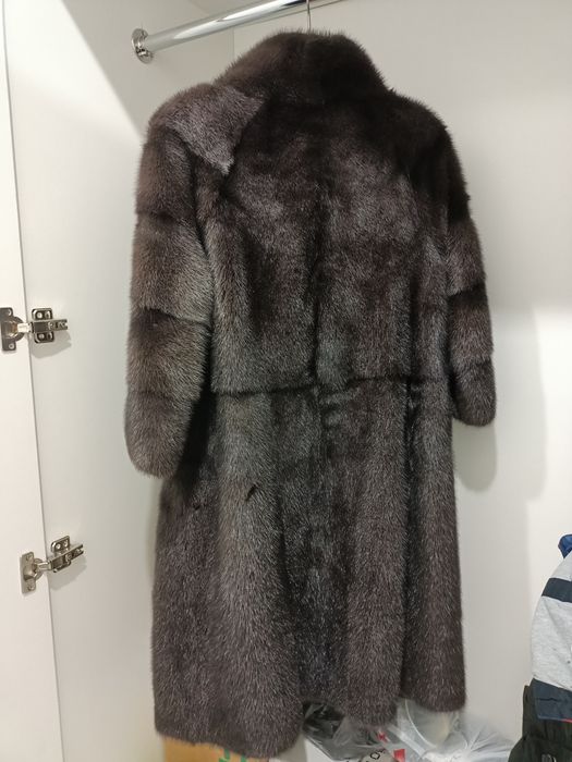 Продаю норковую шубу