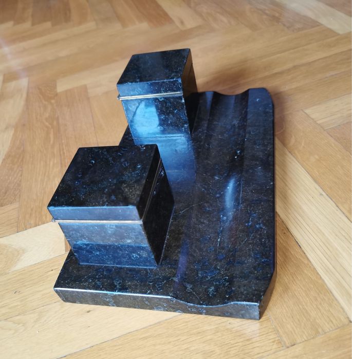 Антикварен турмалин черно-бяла ониксова сфера ест. полиран кристал !