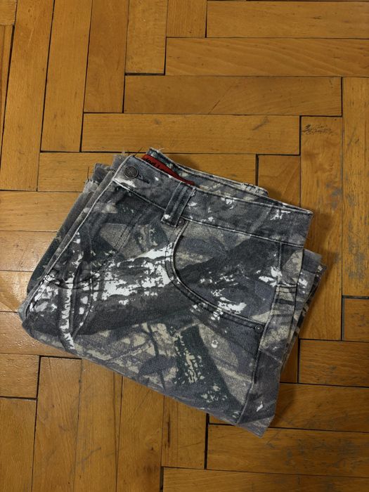 дънки Jaded London с камуфлажен принт