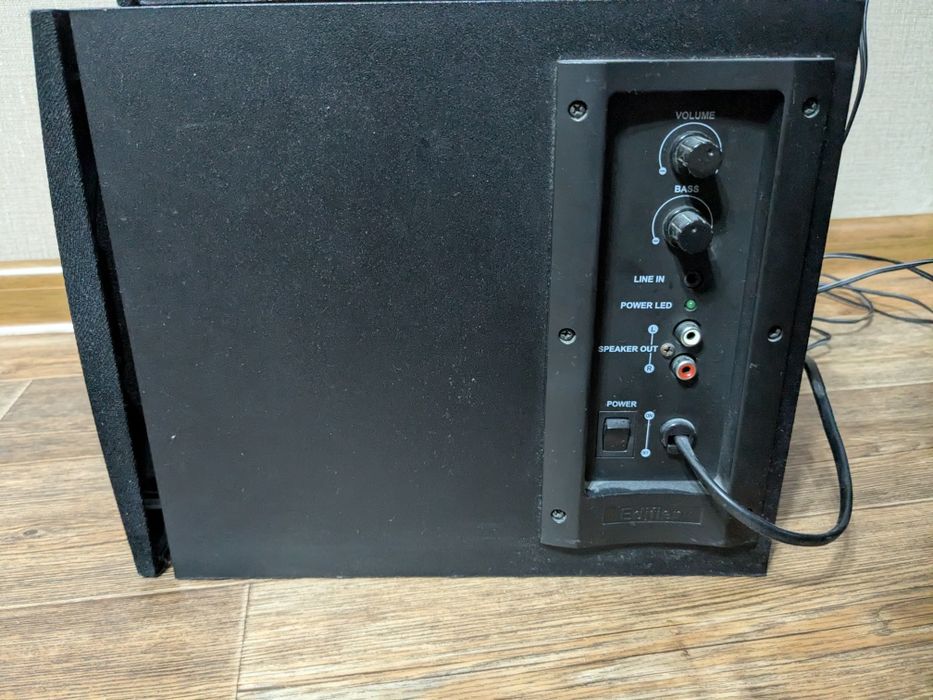 Колонки для компьютера 2.1 Edifier X500