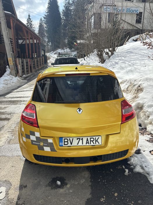 Renault megane 2 rs r26
