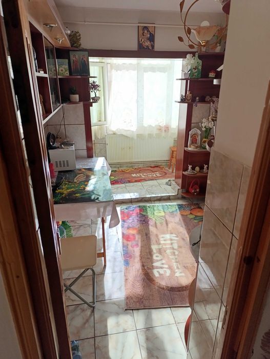 Apartament,3camere,2bai,etj.2.