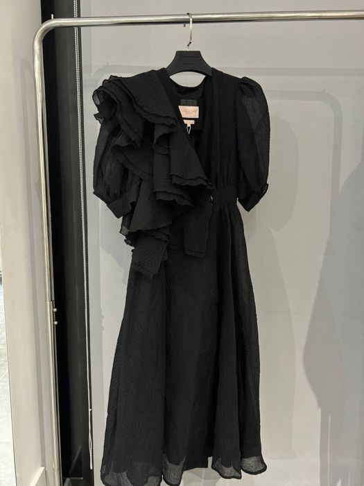 Продам новое вечернее платье