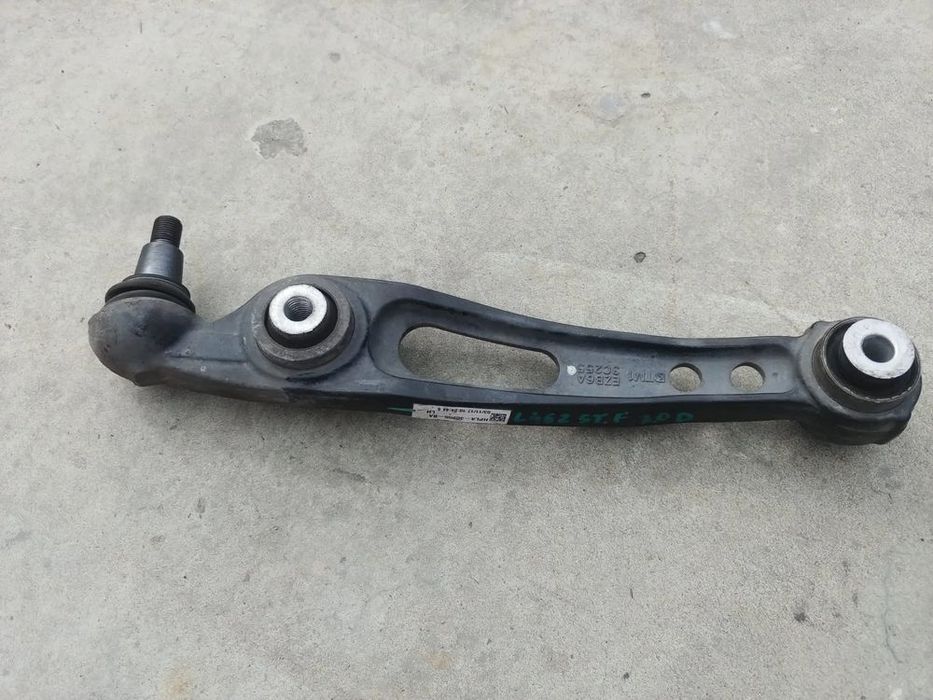 brat bascula stanga fata 3.0 d 4x4 land rover discovery 5  l462 hpla-3c255-ba