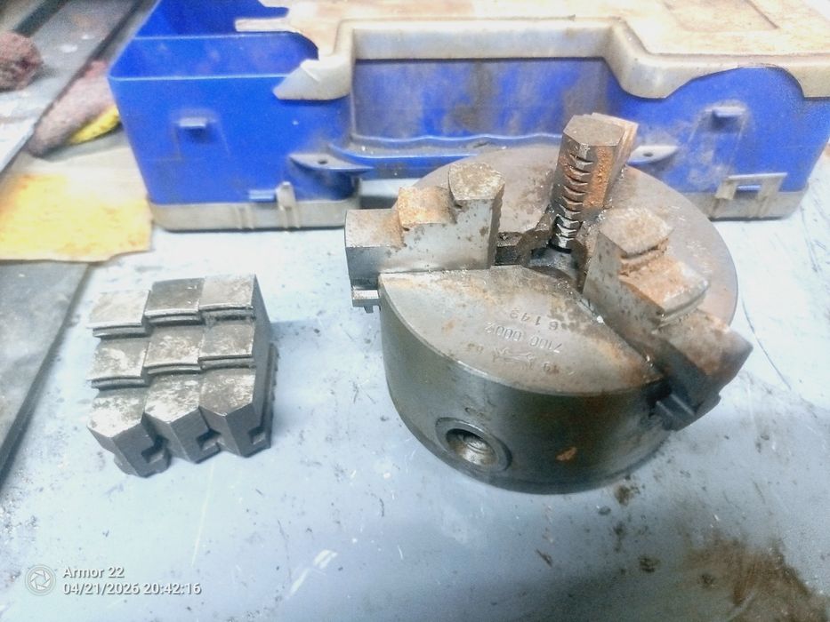 Патрон токарный 100 мм