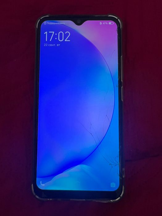 Продам телефон Vivo Y17