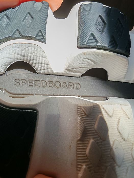 Adidași On cloud swift4 runner cu speedboard.