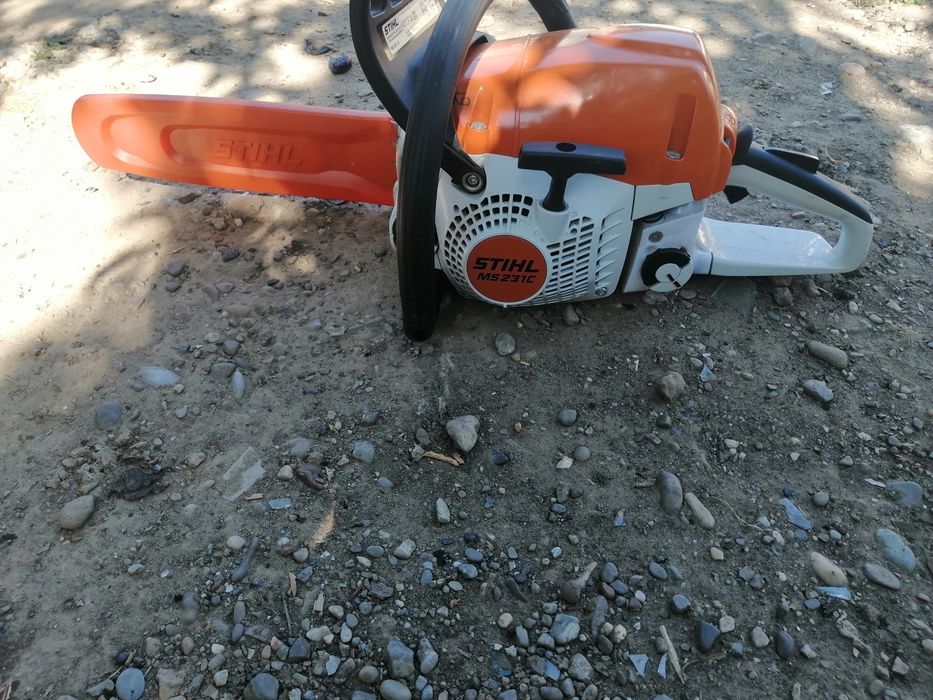 Vând drujba stihl ms 231c