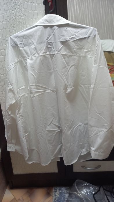 Продам белая рубашка