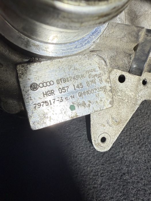 Турбокомпресор tyrbo Cayenne 4.2 TDI 385 , audi Q7 4.2 TDI