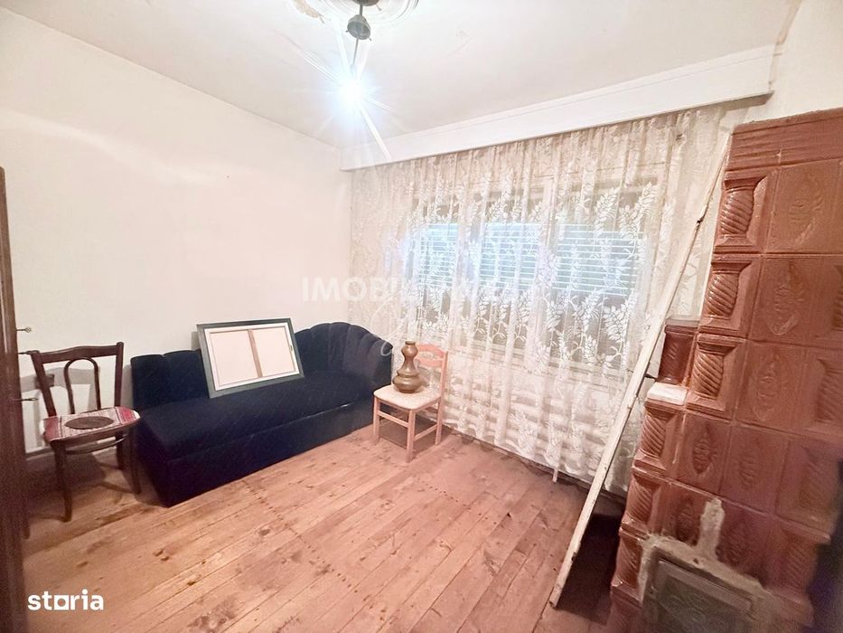 Casa individuala D+P+M, 4 camere, teren 1400 mp, curte generoasa,Cetea