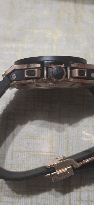 Мъжки Луксозен Часовник.