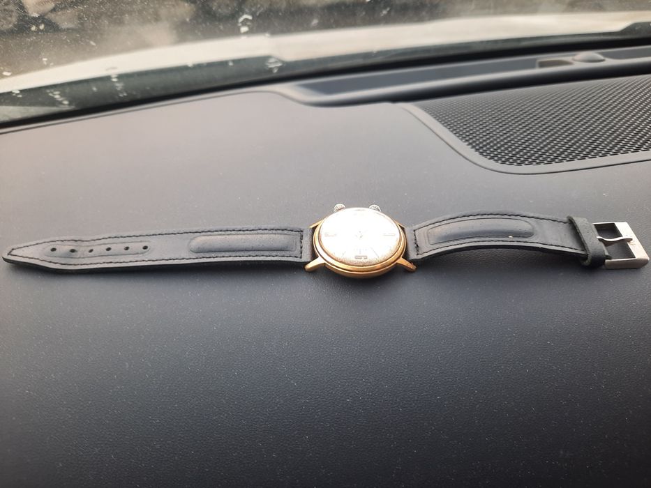 Часы Полет позолоченные с будильником