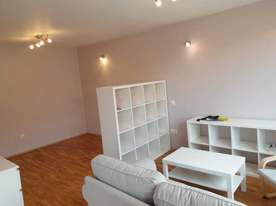 Луксозен Двустаен ап Център-НДК под наем