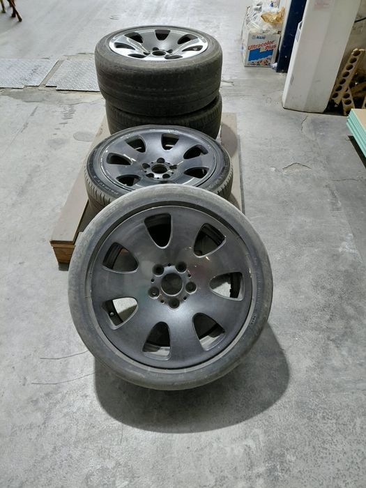 Vând jante BMW E65 E66 pe 17"