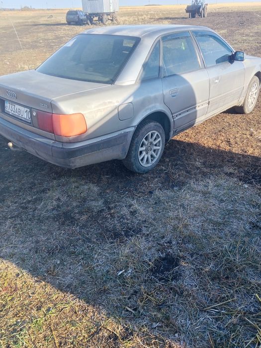 Продам Ауди 100 с4