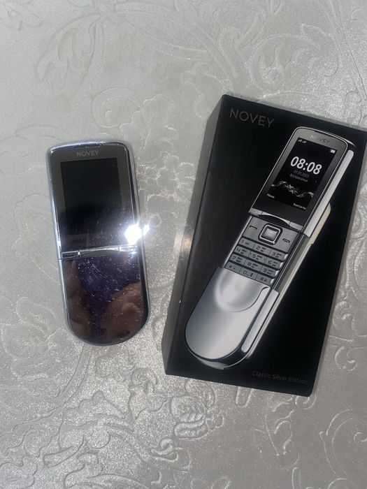 Телефон Novey N880