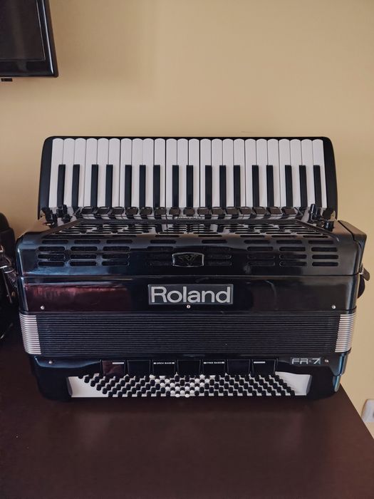 Vand Roland FR7 impecabil