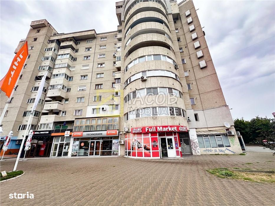 Apartament spatios de 2 camere, de inchiriat – zona centrala, Str. 9 M — fotografia 3