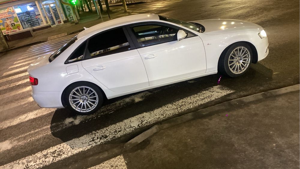 Audi A4 B8 Sline 2,7 automat