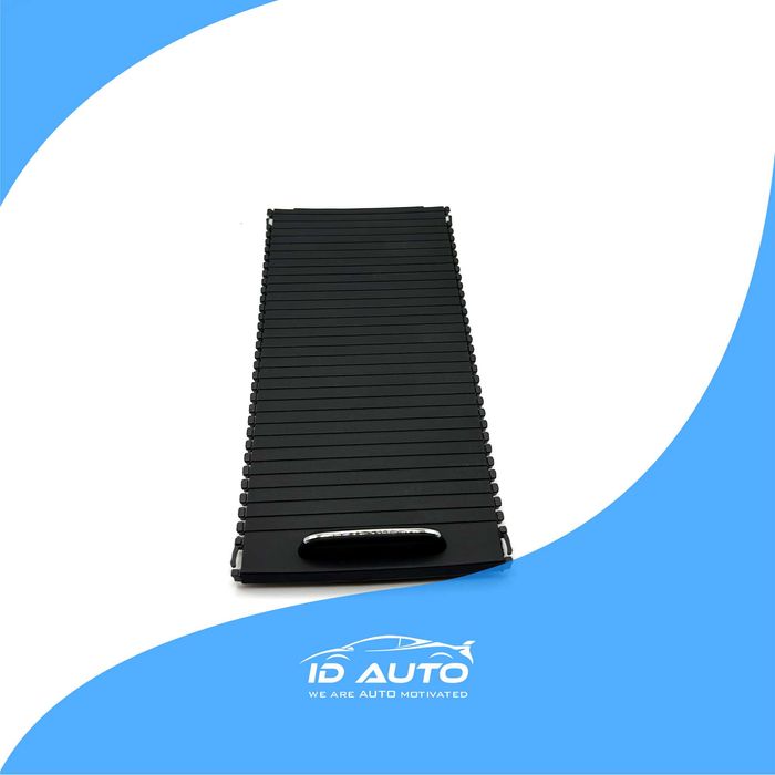 Капак за щора на централната конзола Mercedes W204 / W212, мерцедес