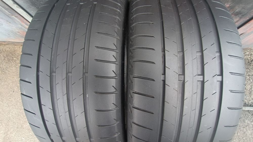 225/45/17 Bridgestone Дот 0523