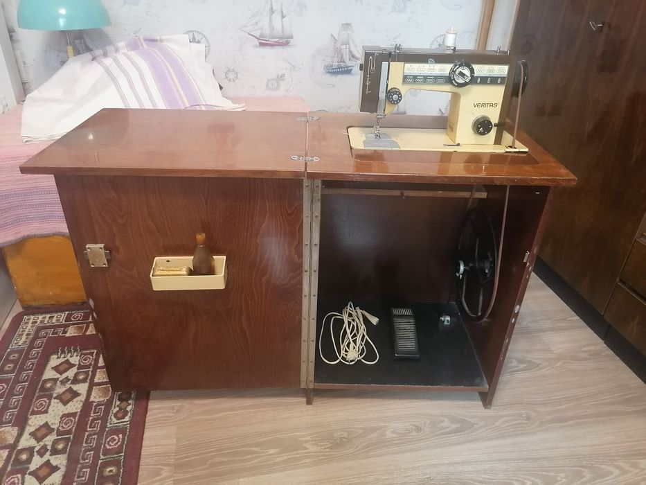 Швейная машинка  с электооприводом VERITAS