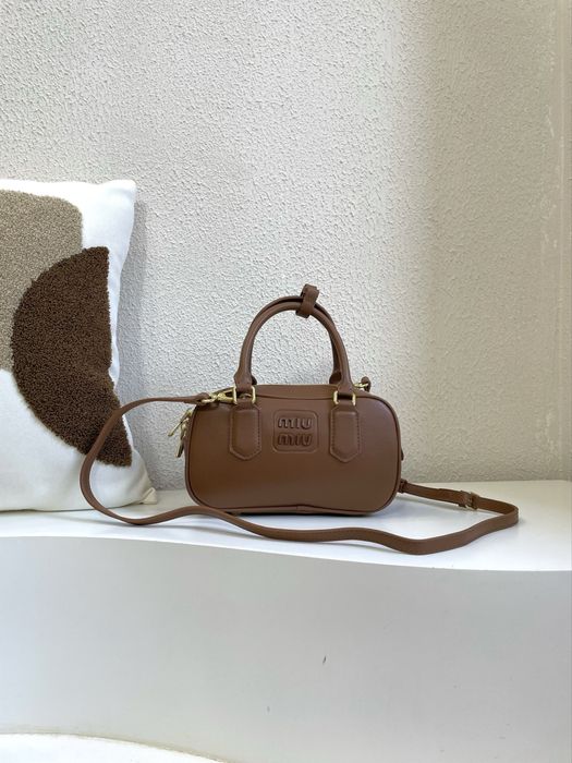 Geanta miu miu piele naturala