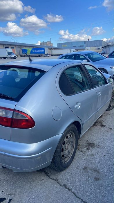 По колата всичко е налично