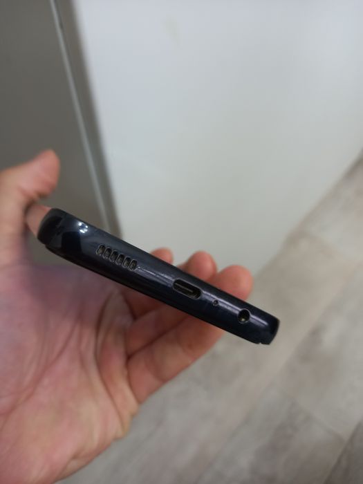 Телефон смартфон Samsung a05 4/64