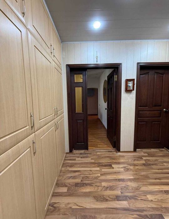 5/4/4 М.Горький Генерал Петрова 105м2 Балкон 2х6 77 серия Мебель тех.