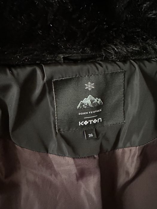 Пуховик Koton до колена черный