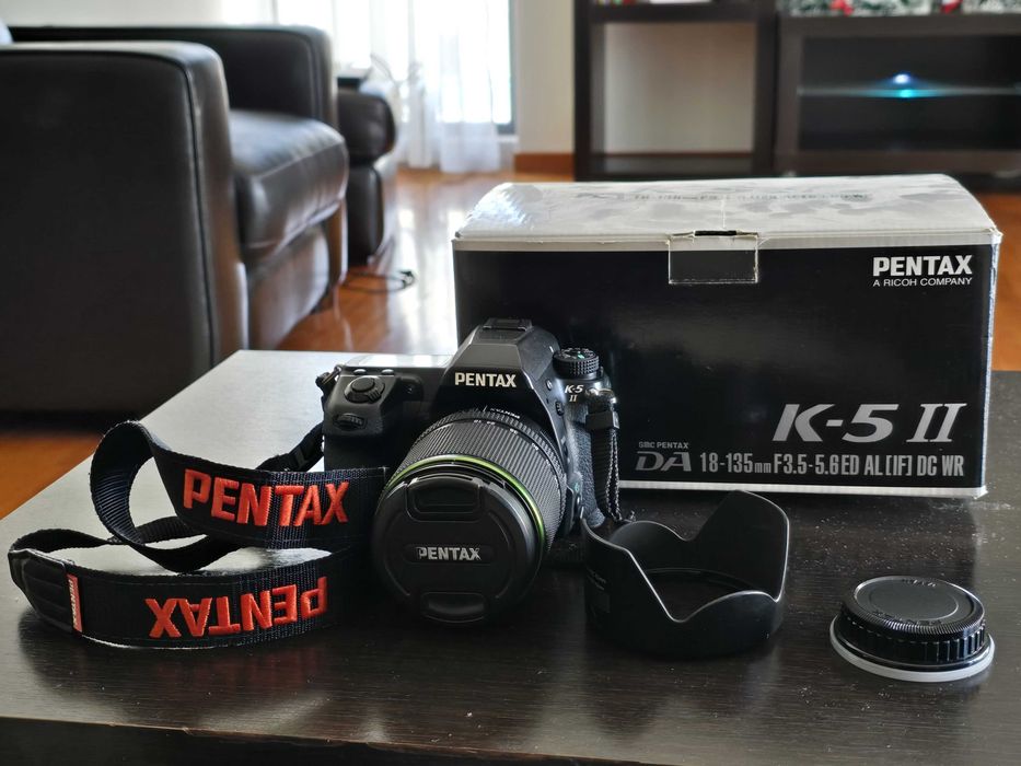 Aparat foto DSRL Pentax K5ii si obiective Pentax K (300-1800 RON)