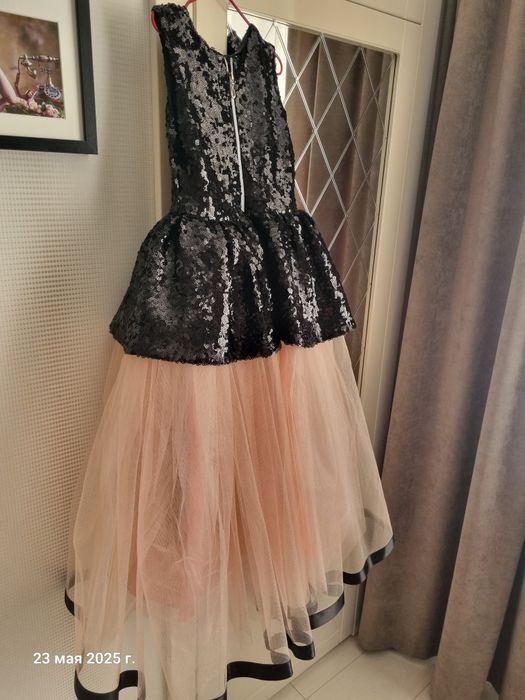 Нарядное платье для девочки