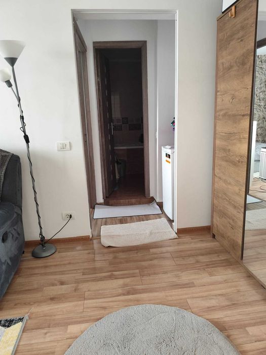 Apartament 4 camere spațios, renovat, etaj 3/10, Margeanului