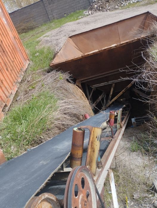 Бункер для производства сплитерных блоков