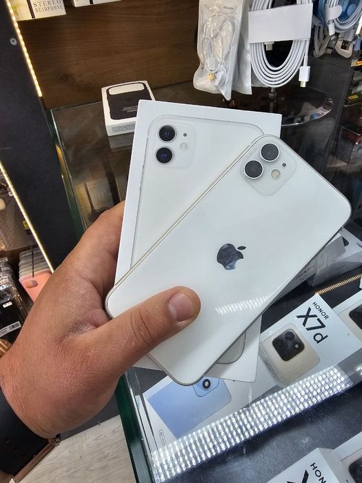 Iphone 11.  128gb