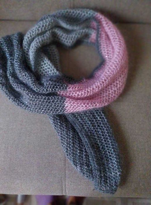 Шал, ажурен, ръчно плетиво мохер, пайети мек и топъл подарък огледалце