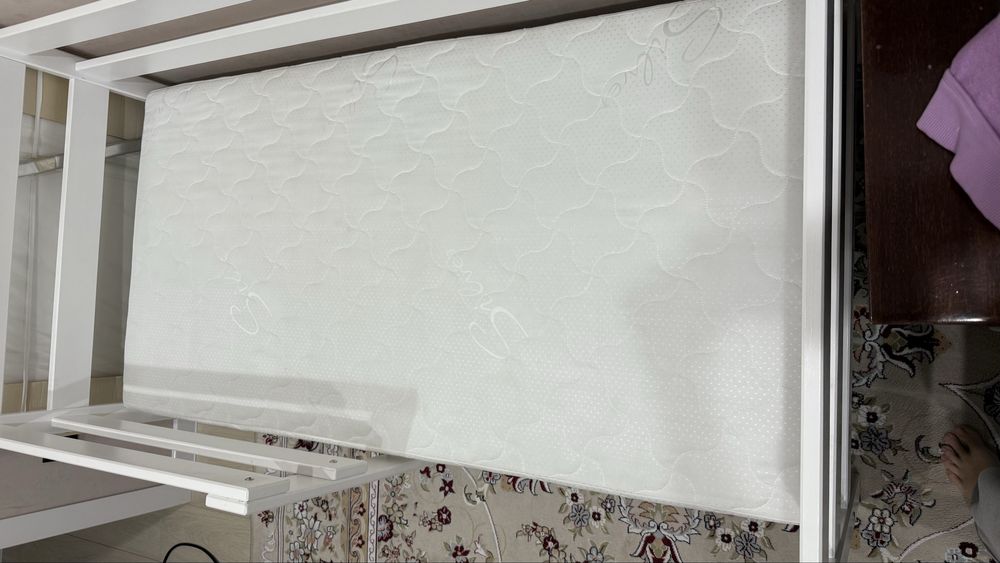 Продам детскую кровать