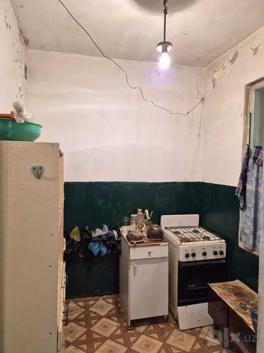 НИЗКАЯ ЦЕНА Юнусабад 8, 2/1/4 50м2 Не Торец Ор-р: Круг Юнусобод