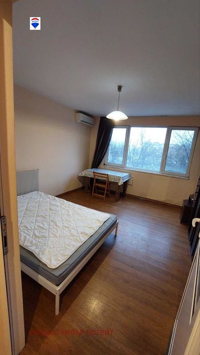 Маломерен двустаен апартамент за продажба кв. Хъшове