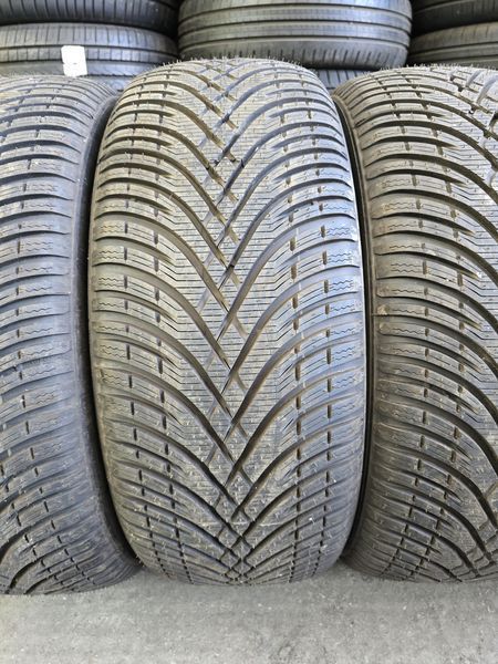 215/55/18 BFGodrich 4бр