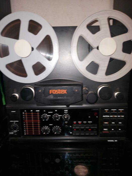 Magnetofon Fostex R20