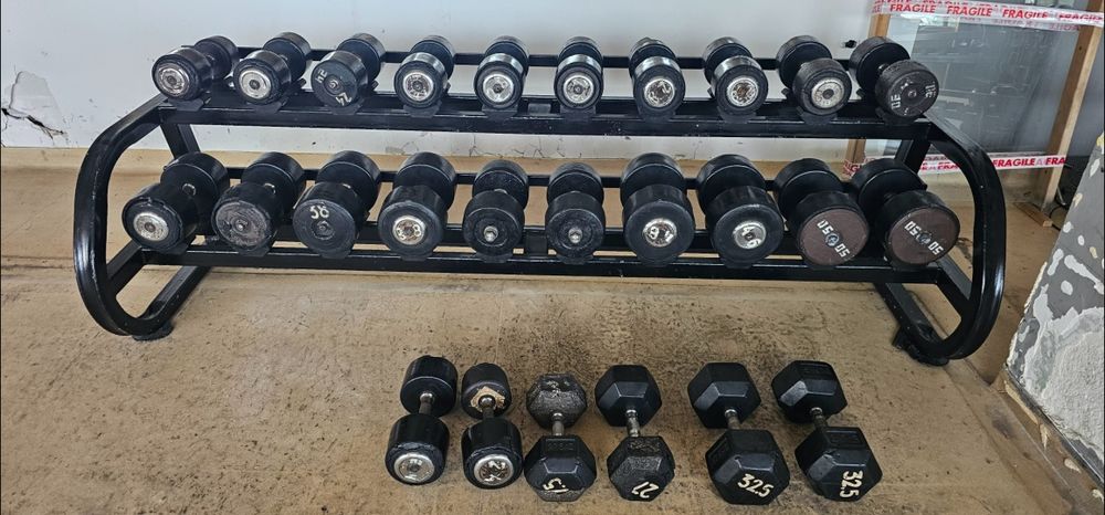Gantere folosite  , greutati fitness , discuri , bancute vestiare , banci  reglabile
