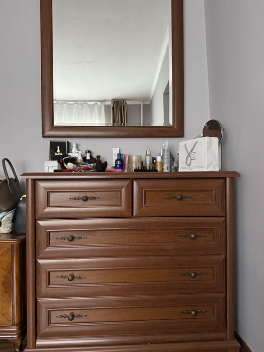 Продам спальный гарнитур