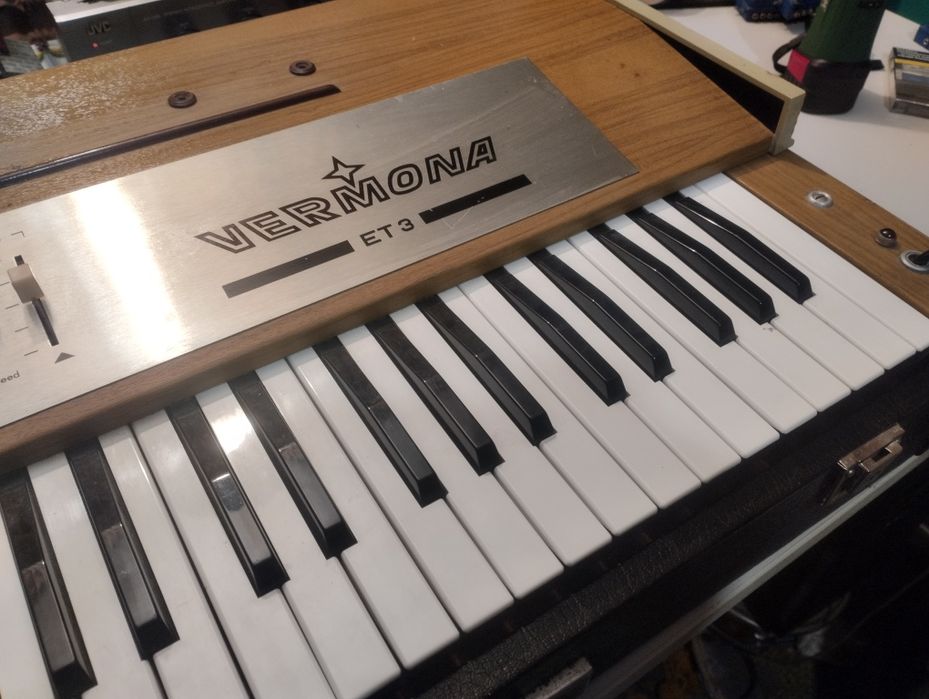 Синтезатор Vermona ET-3