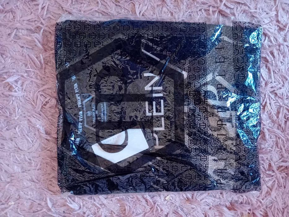 Чисто нова оригинална тениска Philipp Plein